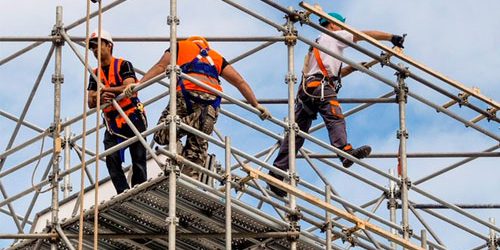 andamios TAREAS CRITICAS SALUD OCUPACIONAL ENTRENAMIENTOS INDUCCION EMPRESAS, TRABAJO EN ALTURAS, Persona Autorizada, Persona Competente, Módulo Rescate, ESPACIOS CONFINADOS, TRABAJOS EN CALIENTES, ANDAMIOS, LOTOTO, IZAJE DE CARGAS SEGURIDAD ELÉCTRICA, SEGURIDAD QUÍMICA, ELEVADORES HIDRÁULICOS, OPERADOR MONTACARGAS, EXCAVACIONES, RESCATE 40 HORAS, OSHA, CAPACITACION DE BRIGADAS